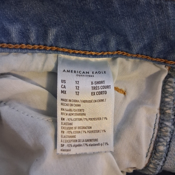 American Eagle Outfitters SUPER STRETCHED SKINNY JEANS. Size 12. - Picture 8 of 10